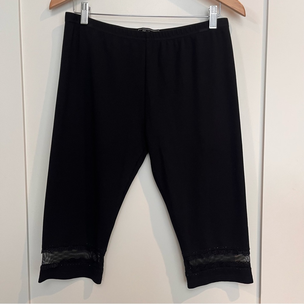 Minkas Yoga Wear Black Capri Leggings Mesh Detail Size L